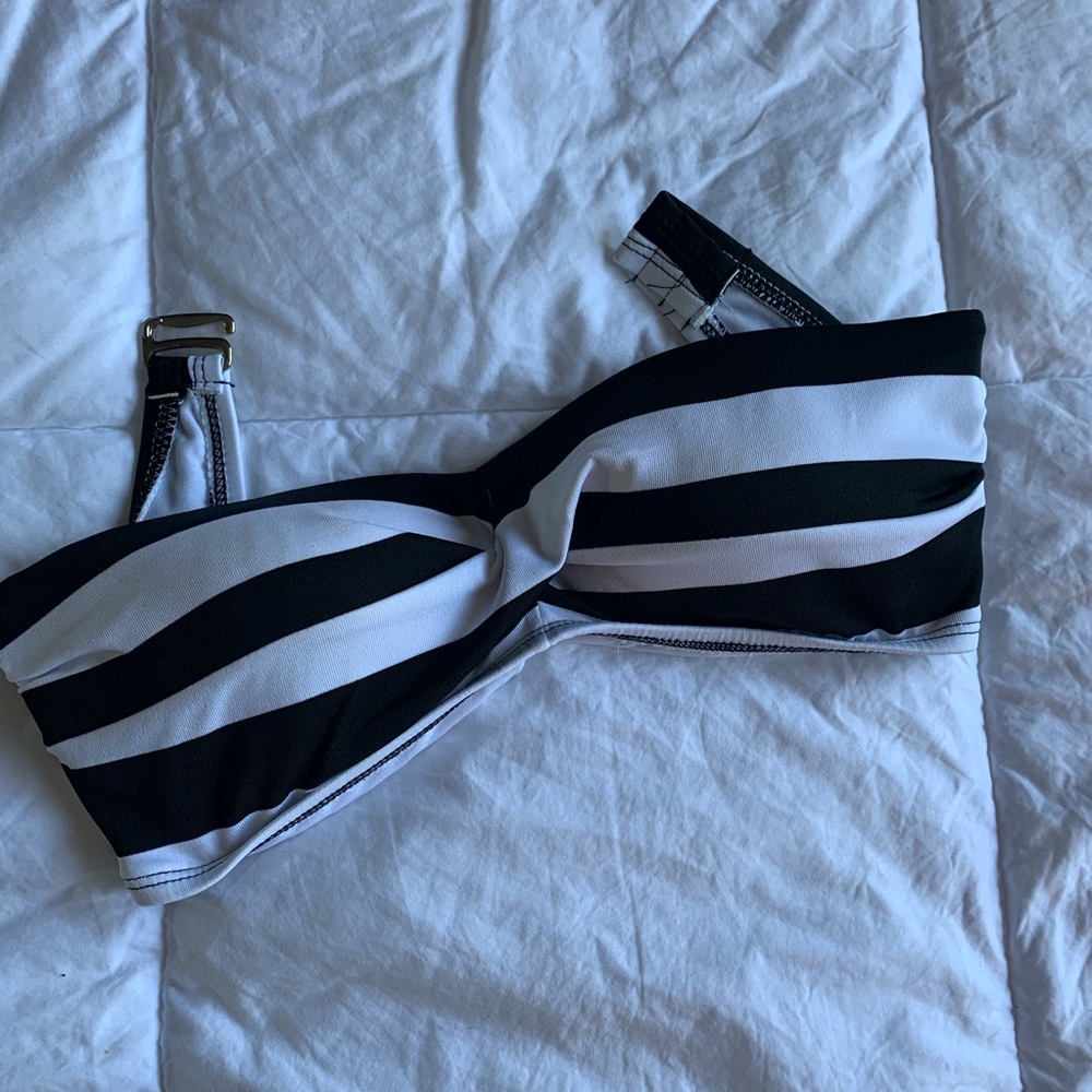 B&W bandeau swim top